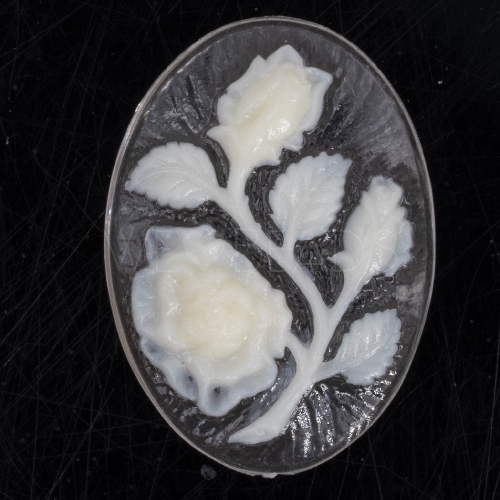 18x13 Kamee oval in Glasklar / Elfenbein