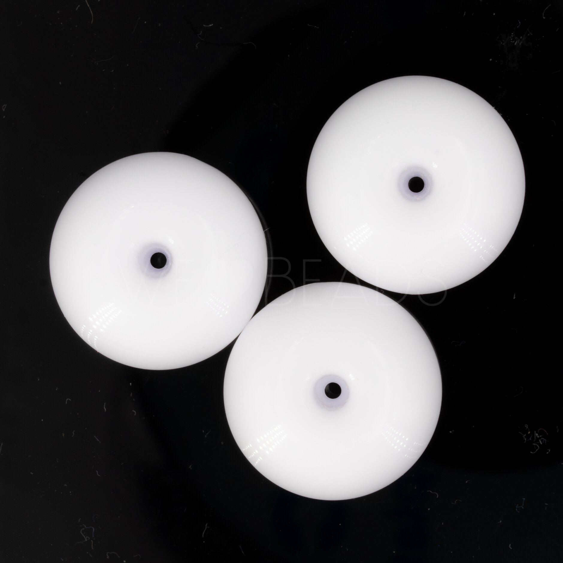 26mm Donut Beads in white