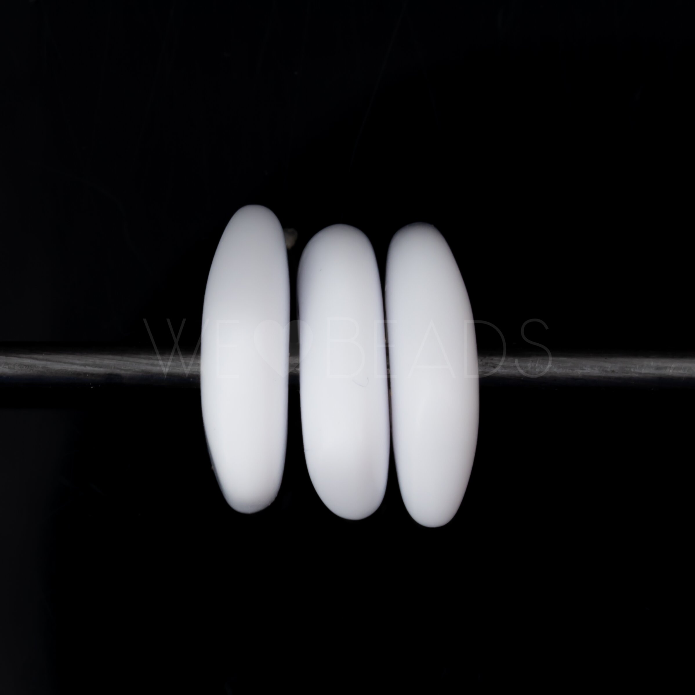 20mm Donut Beads in white