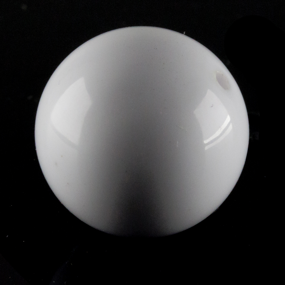 8mm Roundbead in  white Opaque