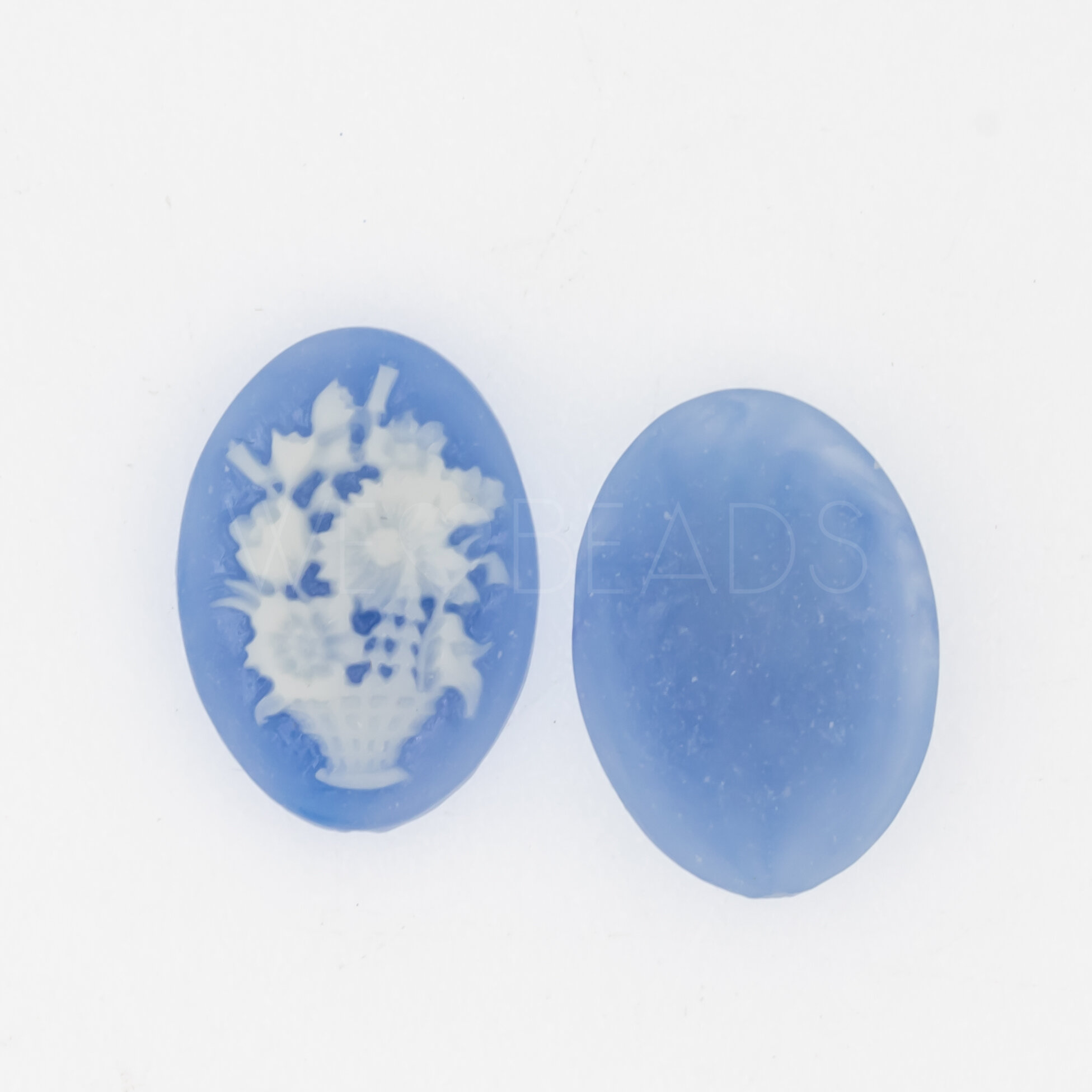 18x13 Kamee "Blumenkorb" oval in Blau / Elfenbein