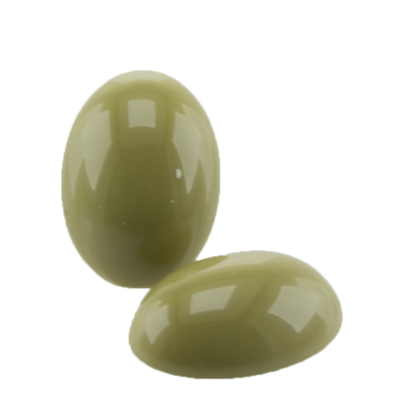 18x13 oval Cabochon in schilfgrün 