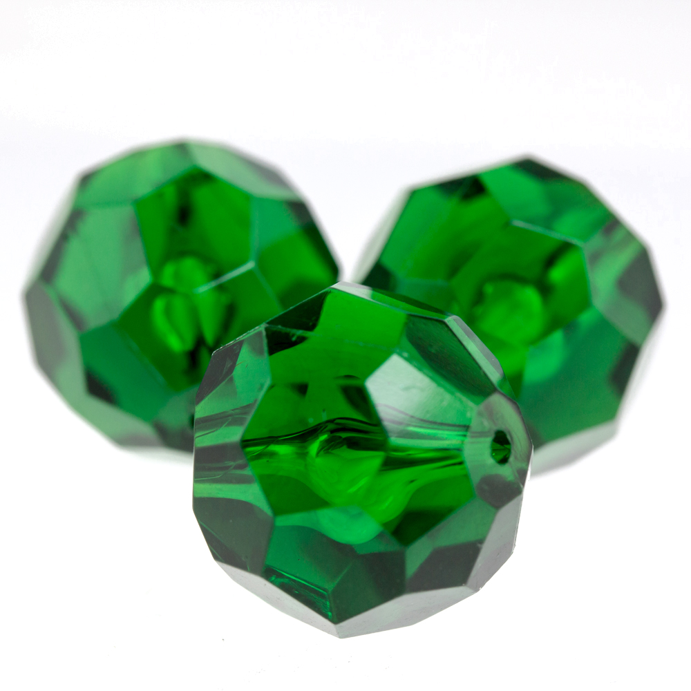 10mm  facettierte Rundperle in  Smaragtgrün Transparent