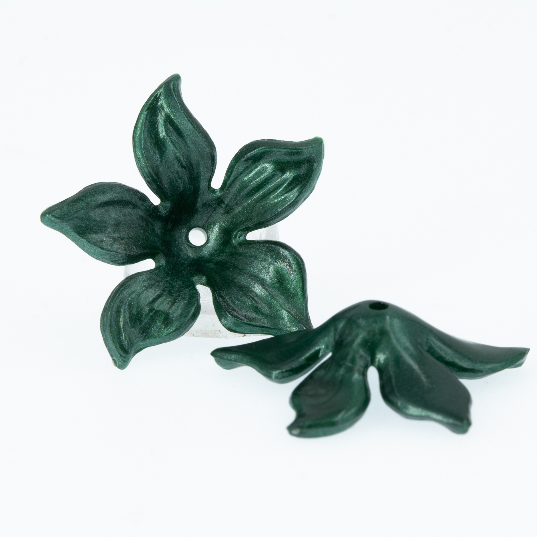 30mm Blume Perle in kiefergrün Seide
