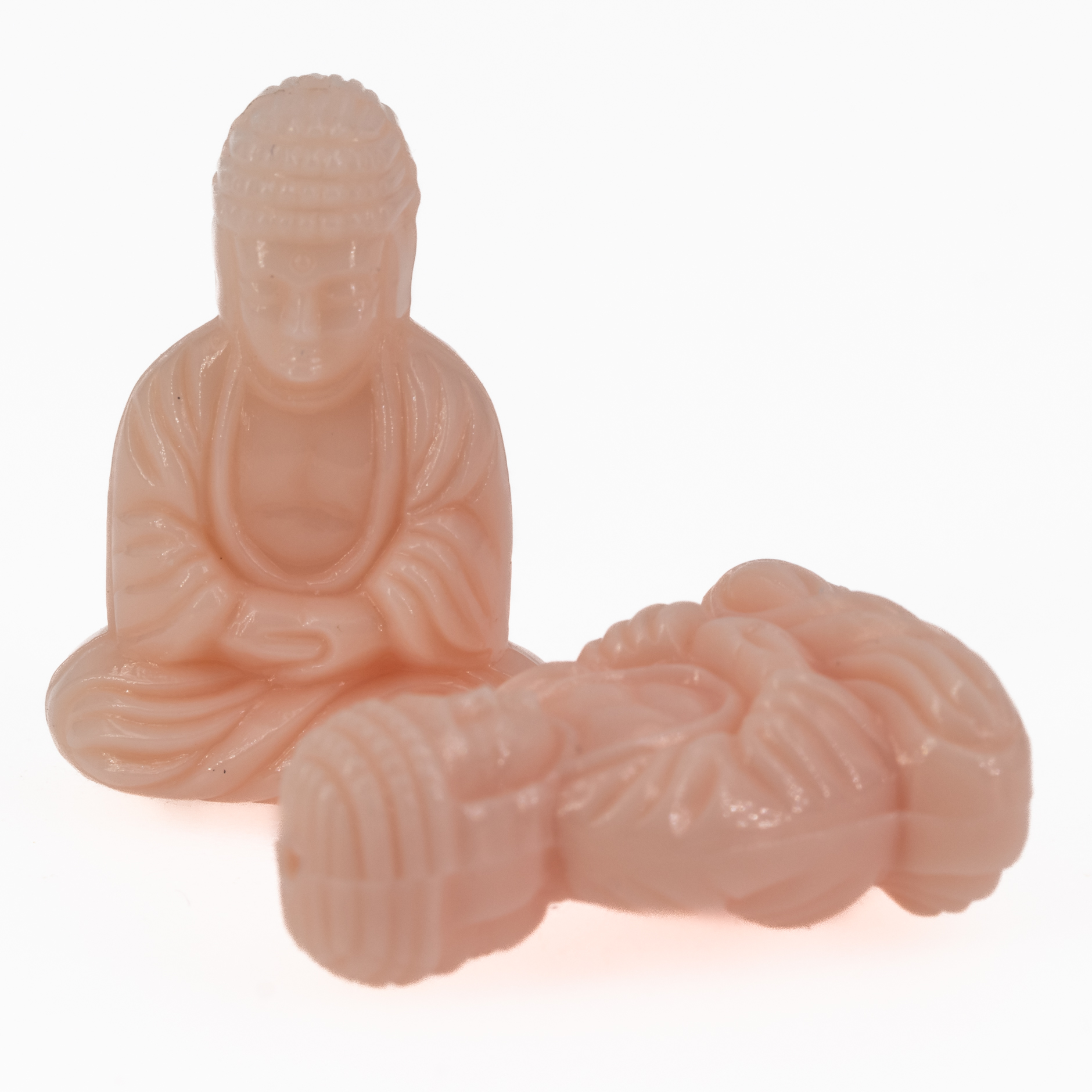 25x18 Buddha-Perle sitzend in muschelrosa Marmor