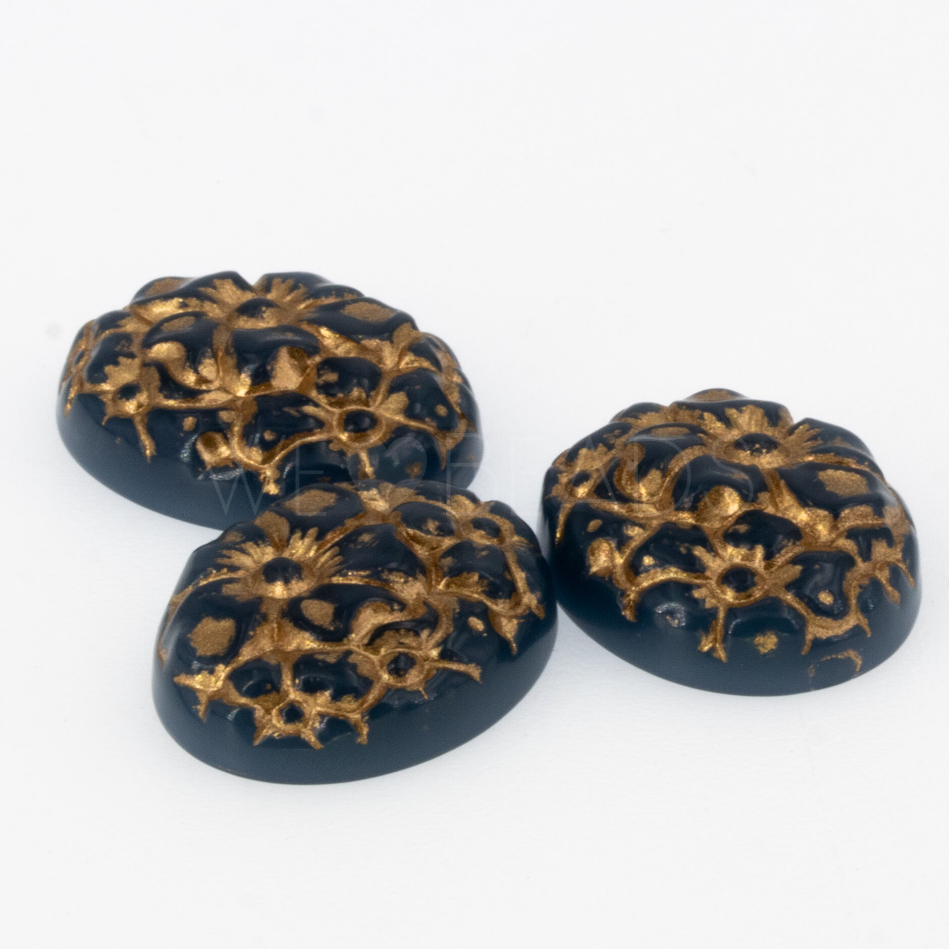 19x15 Cabochon oval in Tiefseeblau