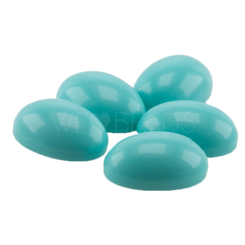 18x13 Cabochon oval in light turqoise