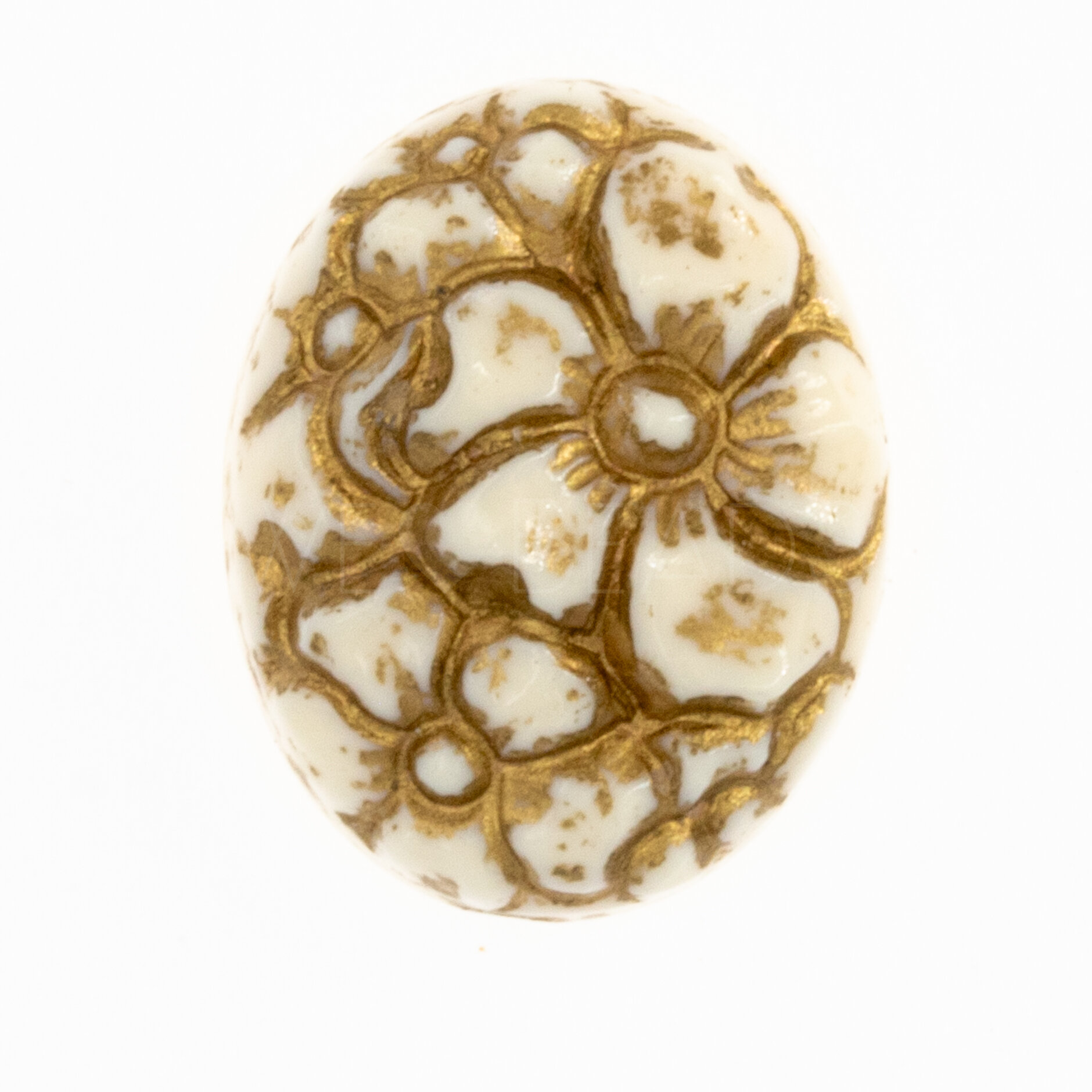 19x15 Cabochon oval in elfenbein