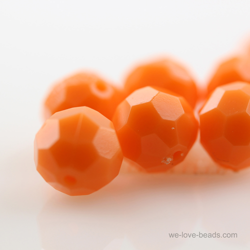8mm  facettierte Rundperle in  orange Marmor