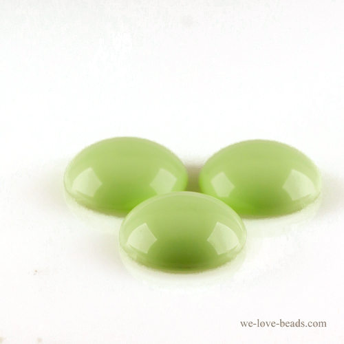 10mm Cabochon oval - mintgrün Satt