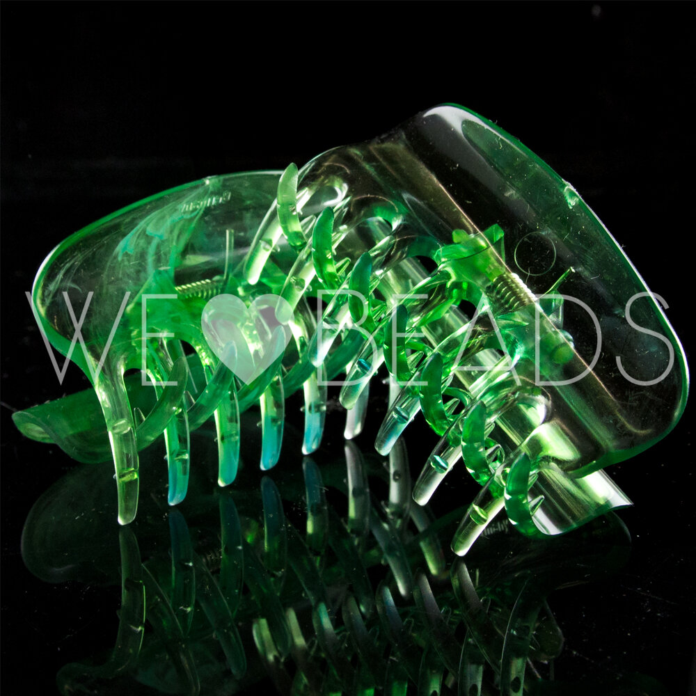 Haarklammer in laubgrün , medium