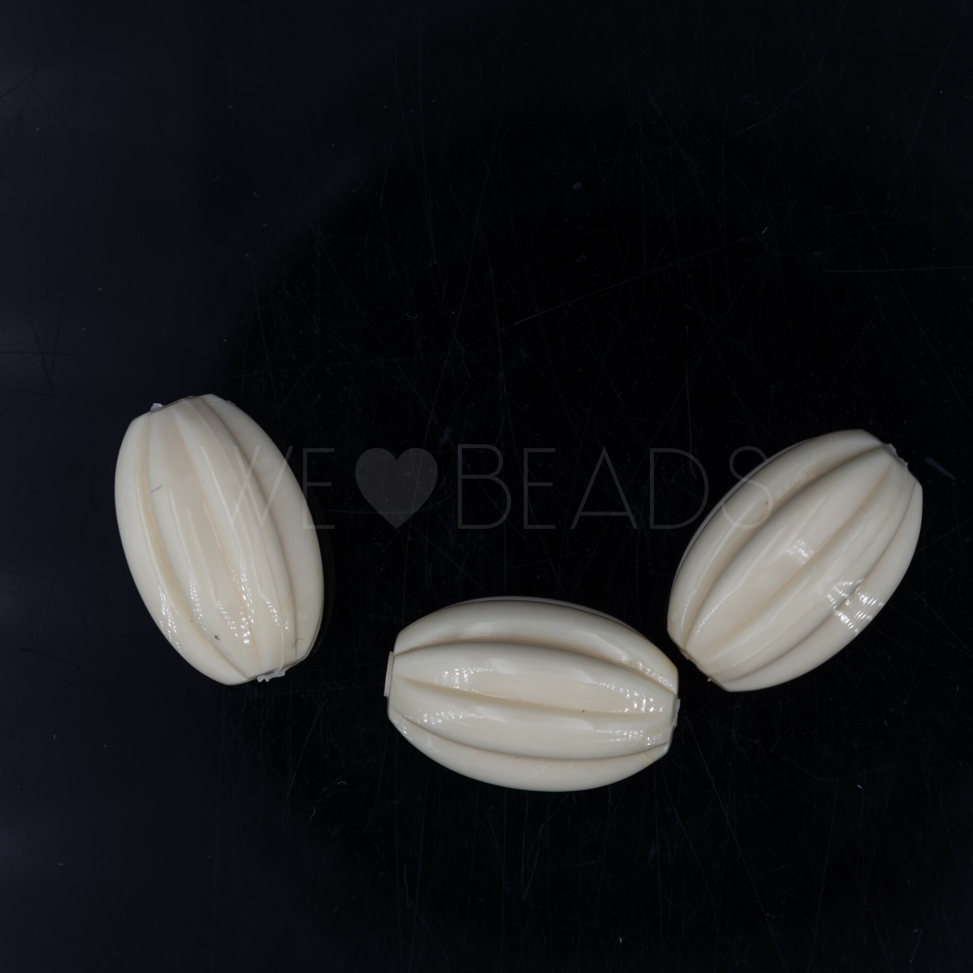 20x14 oval Perle in elfenbein