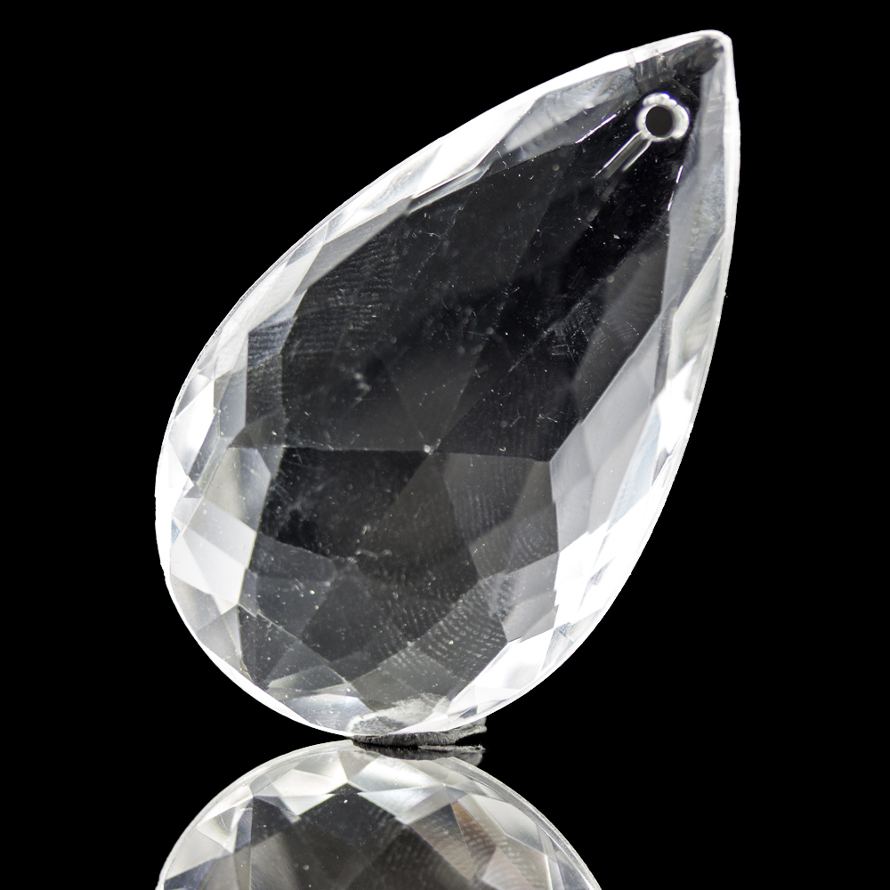 37x22 drop Charm- crystal Translucent