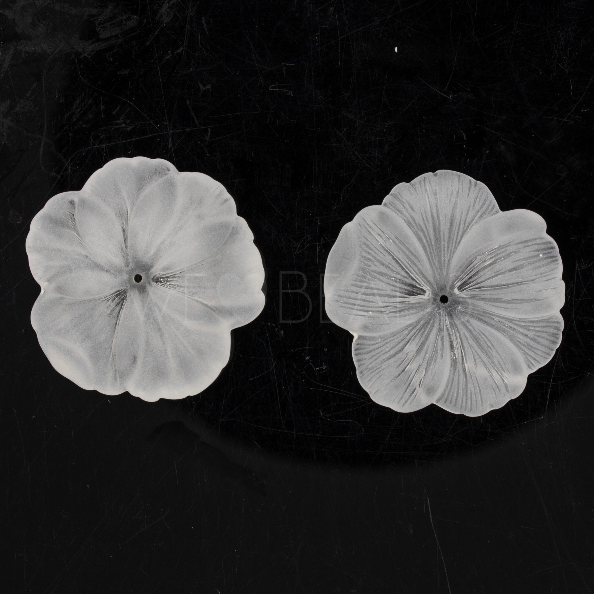 33mm Blume Perle in Kristall matt
