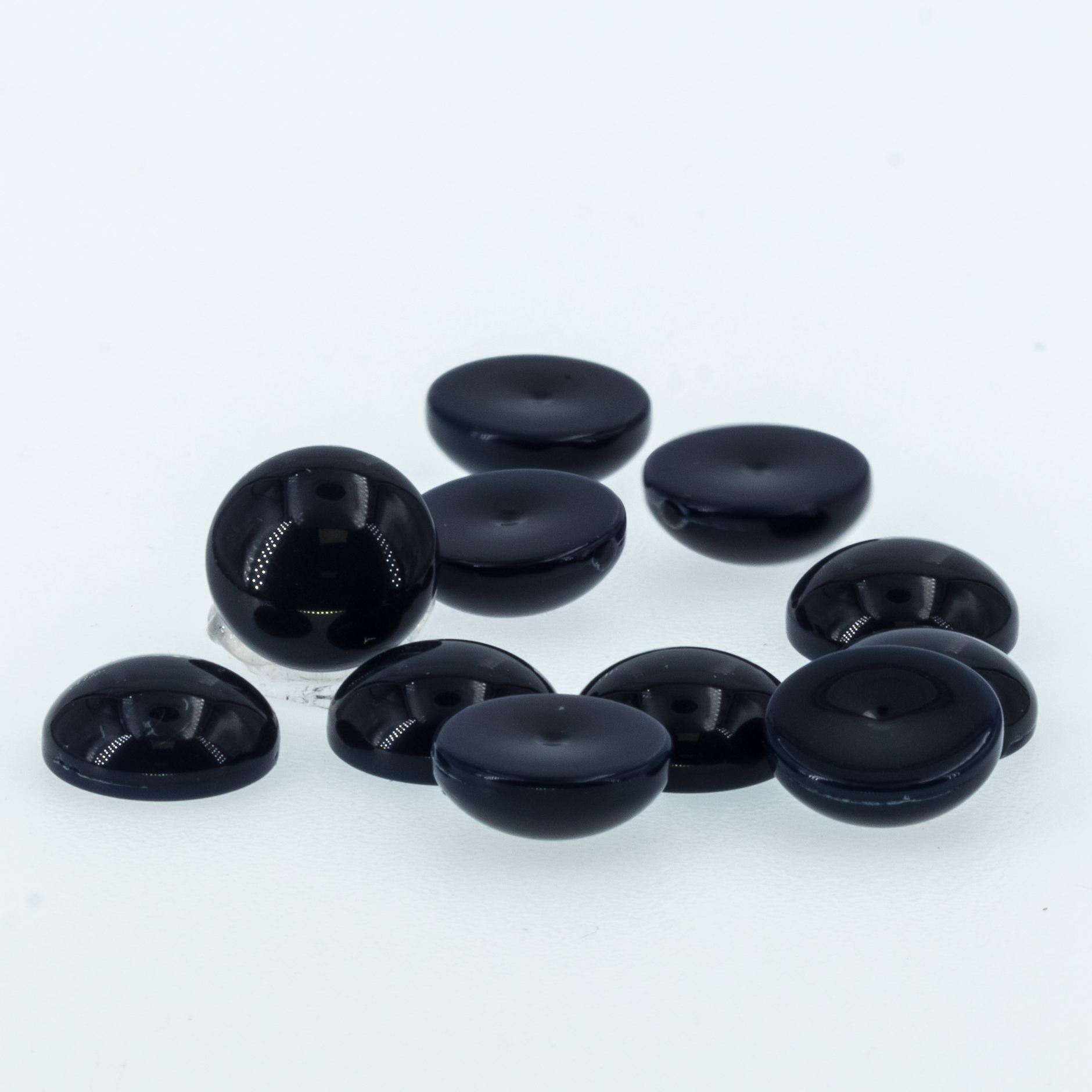 10mm Cabochon oval - stahlblau Satt