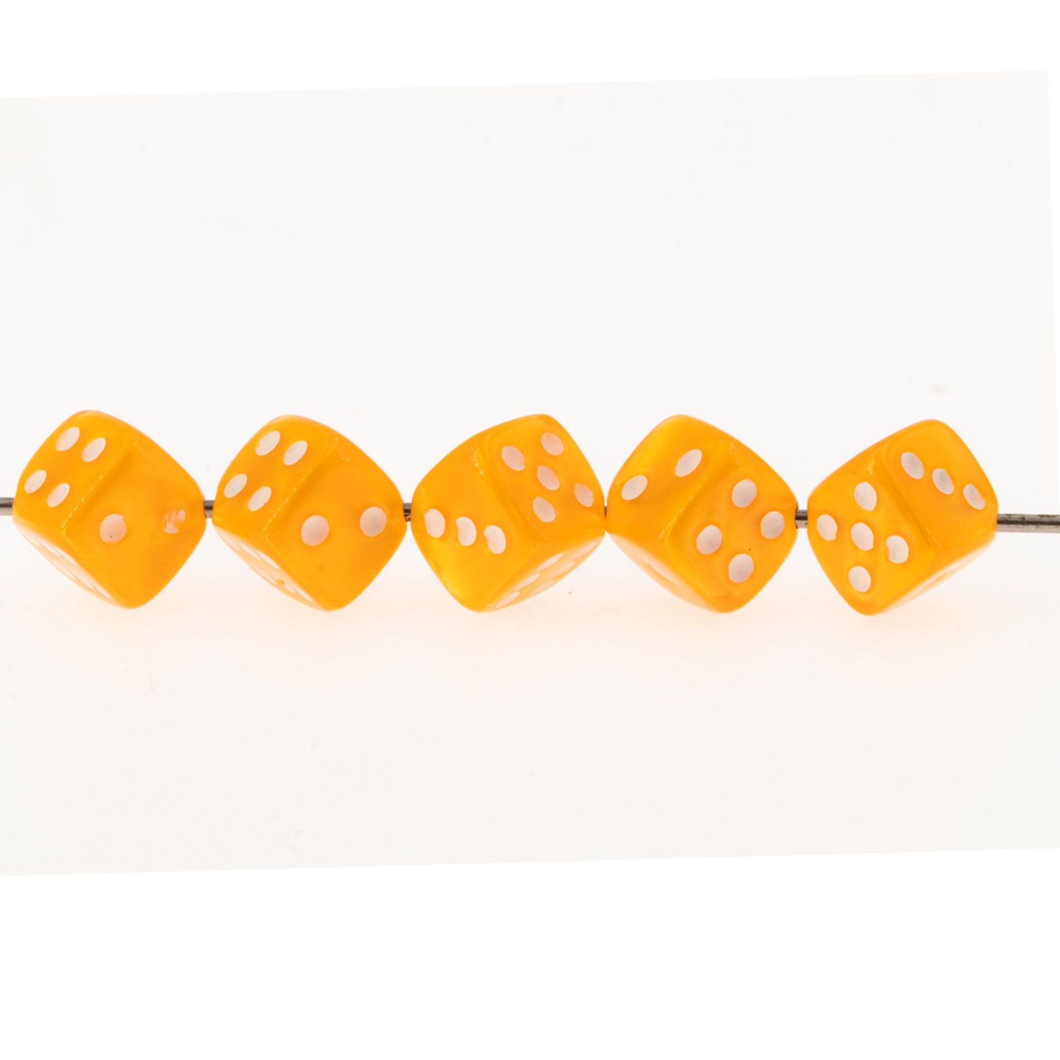 5mm Dice bead - orange / white Silk, in