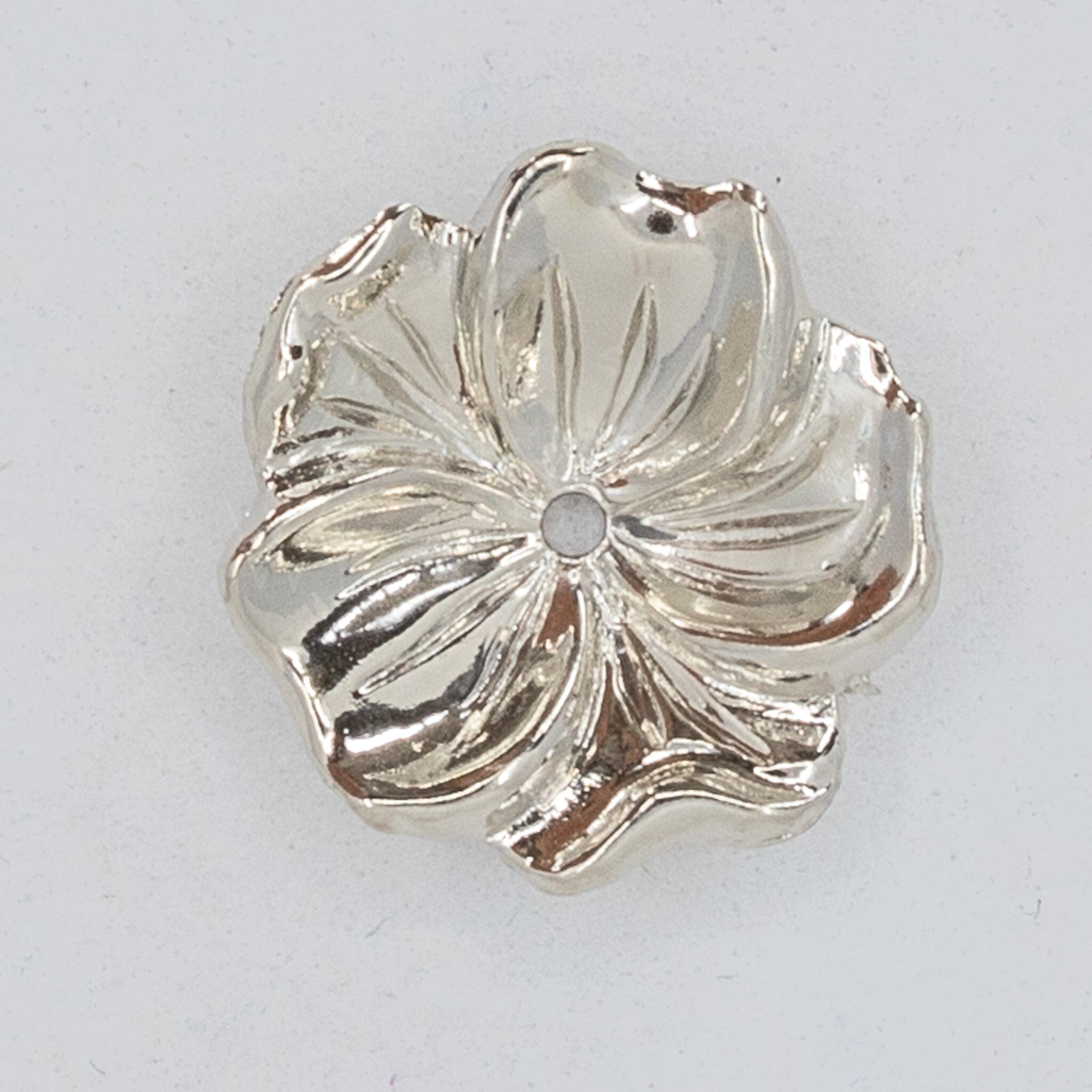 14mm Flower Beads in silver