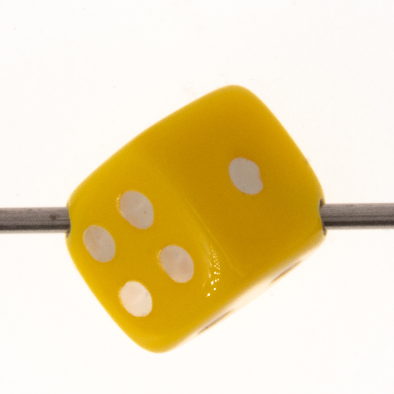 8mm Würfelperle  - gelb / weiß  Satt, 