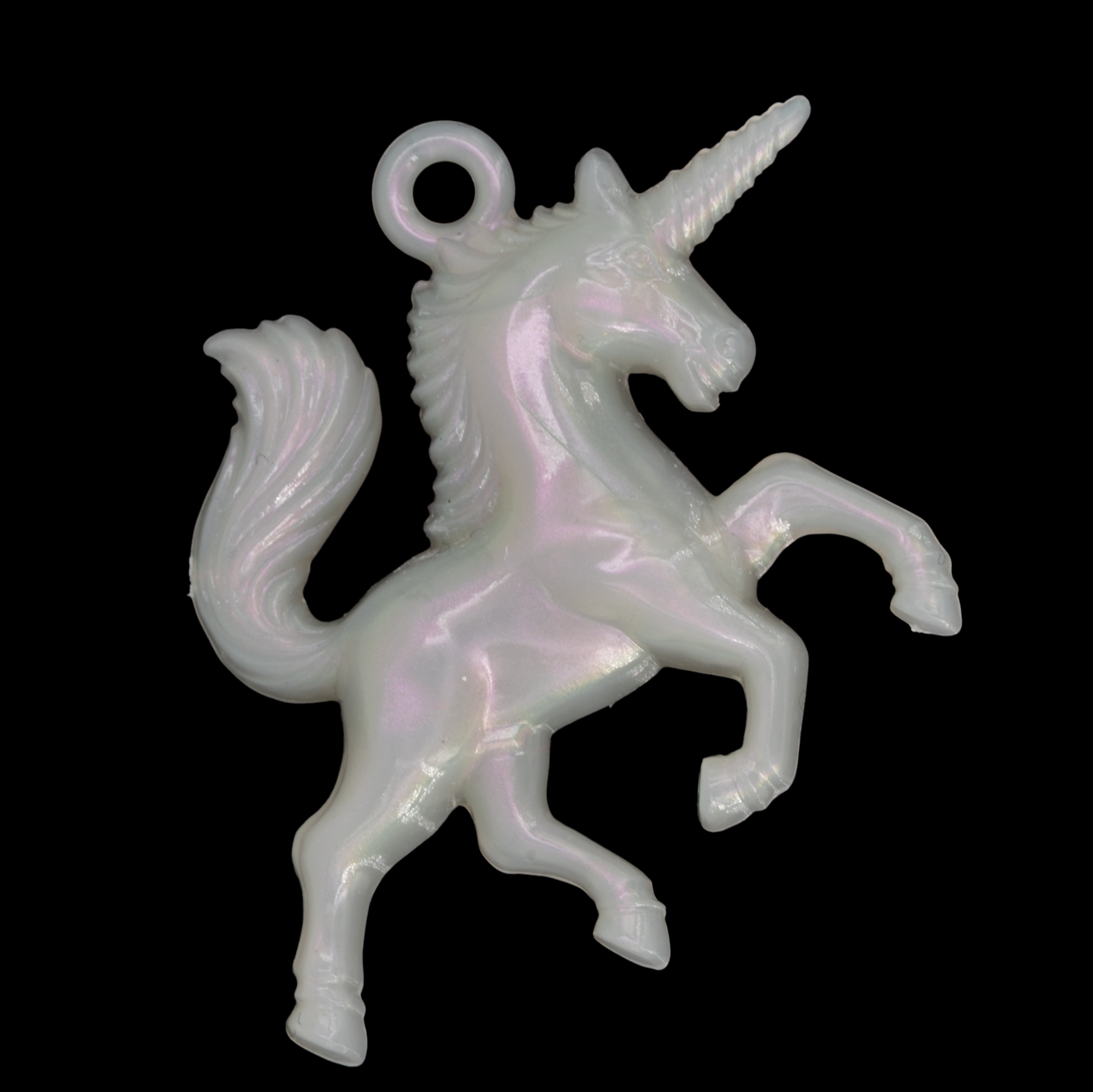 45x36 Unicorn Charm in radiant white 