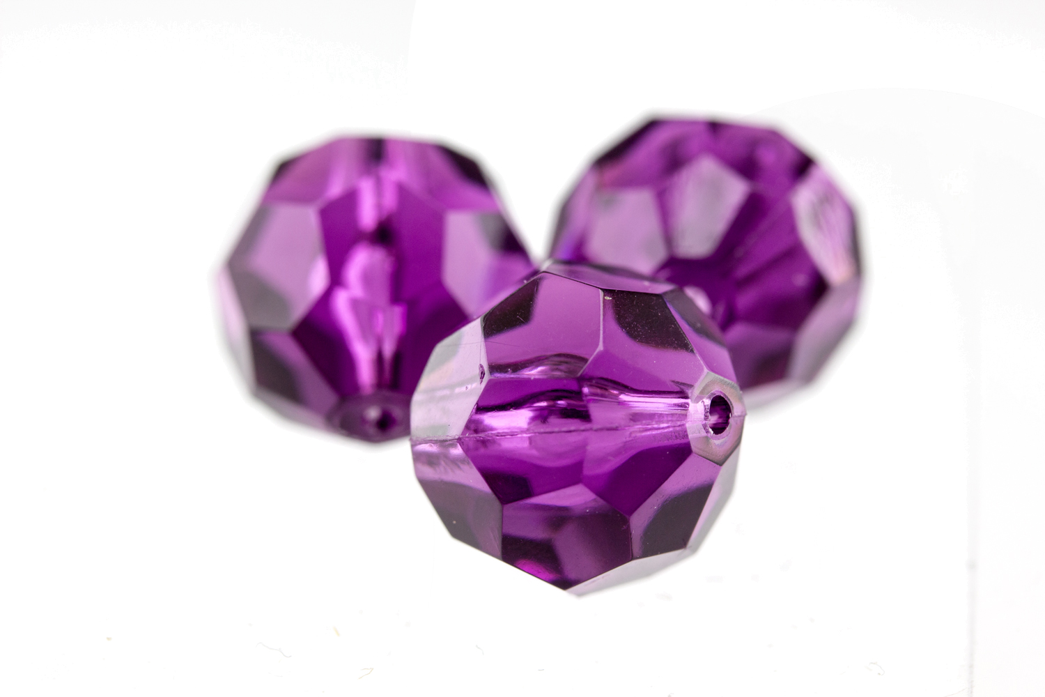 14mm  facettierte Rundperle in  lila Transparent