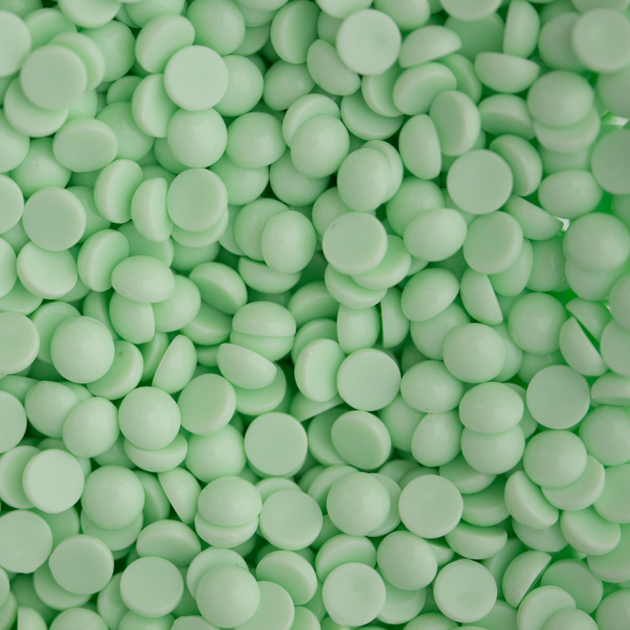 10mm Cabochon oval - mintgrün Satt