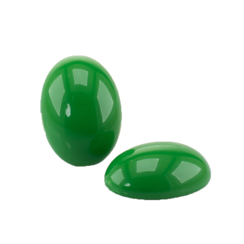 18x13 oval Cabochon in kiefergrün  