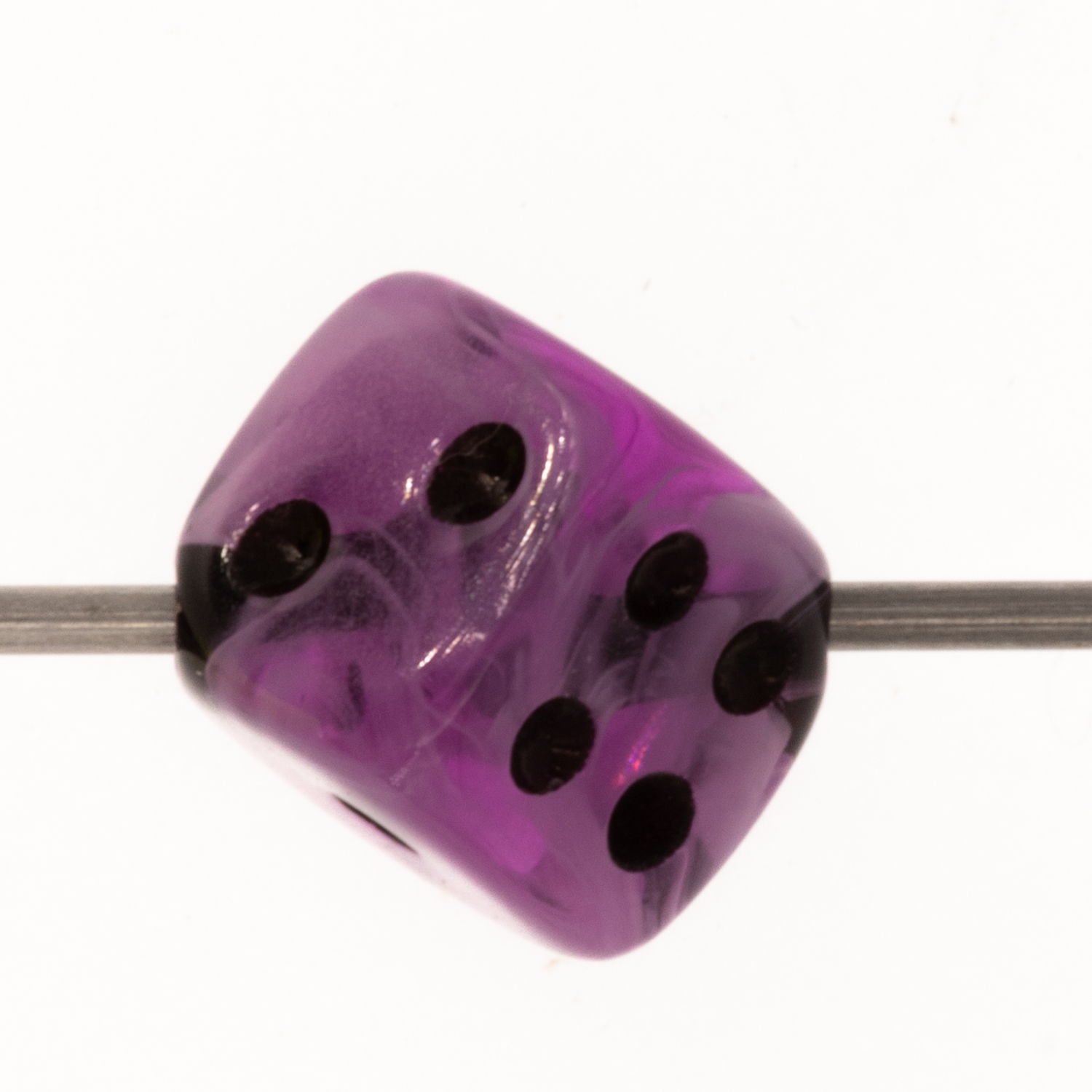 8mm Dice bead - pansy purple / black Marbled, in