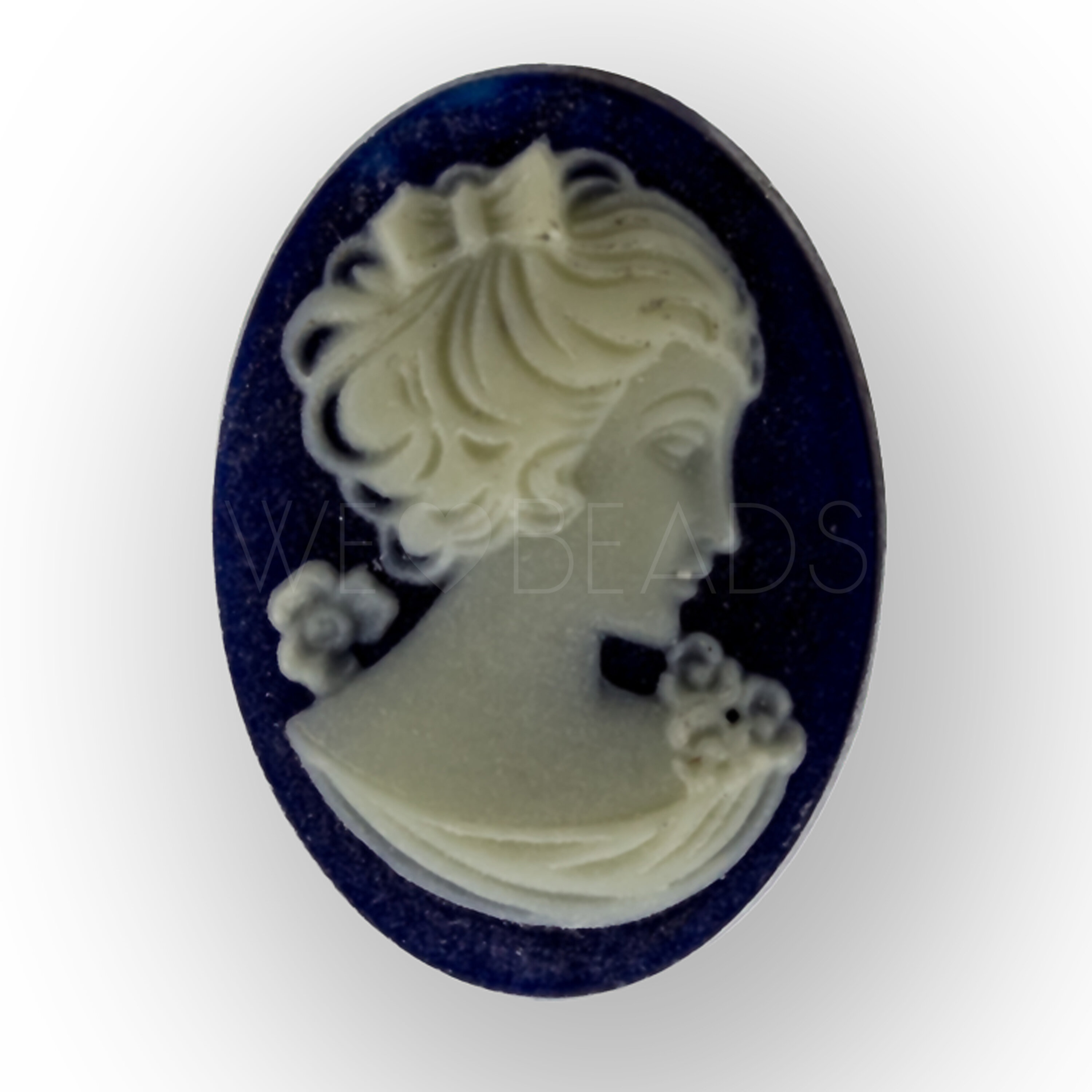 28x18 oval Cameo in amber / ivory