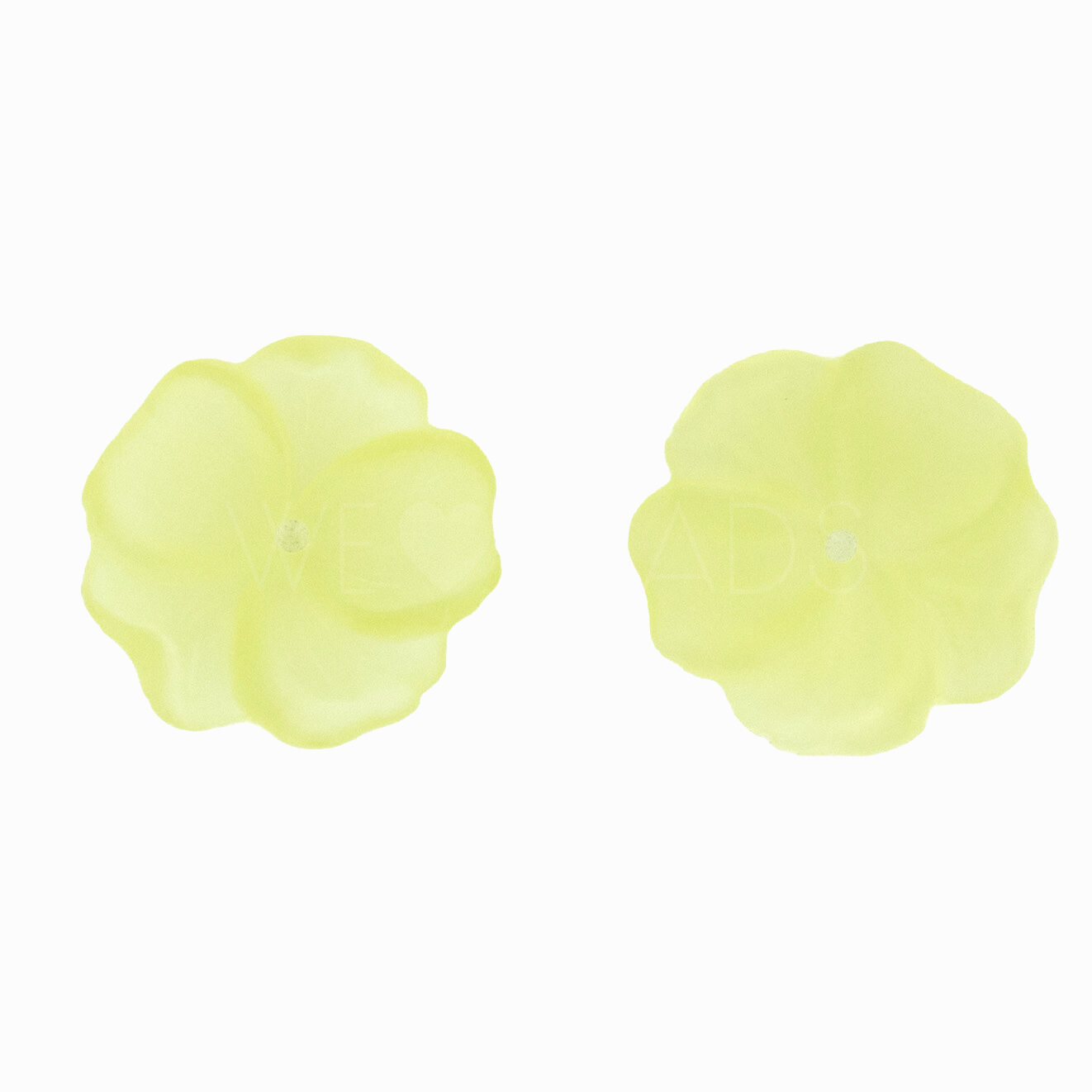 14mm Flower Beads in Acacia yellow