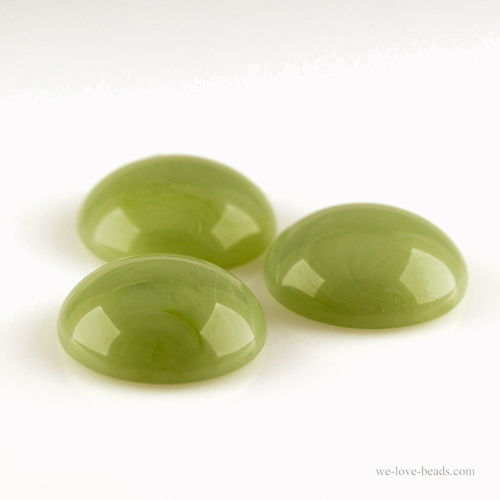 15mm Cabochon Rund in jade 
