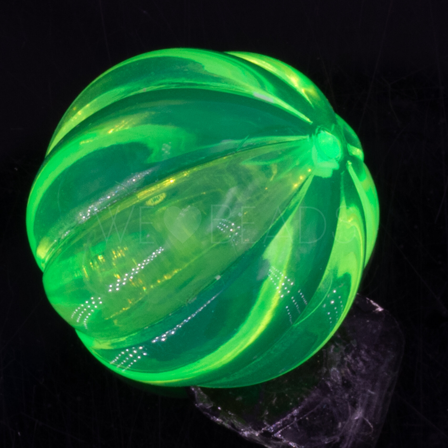 14mm Perle Rund in neon grün