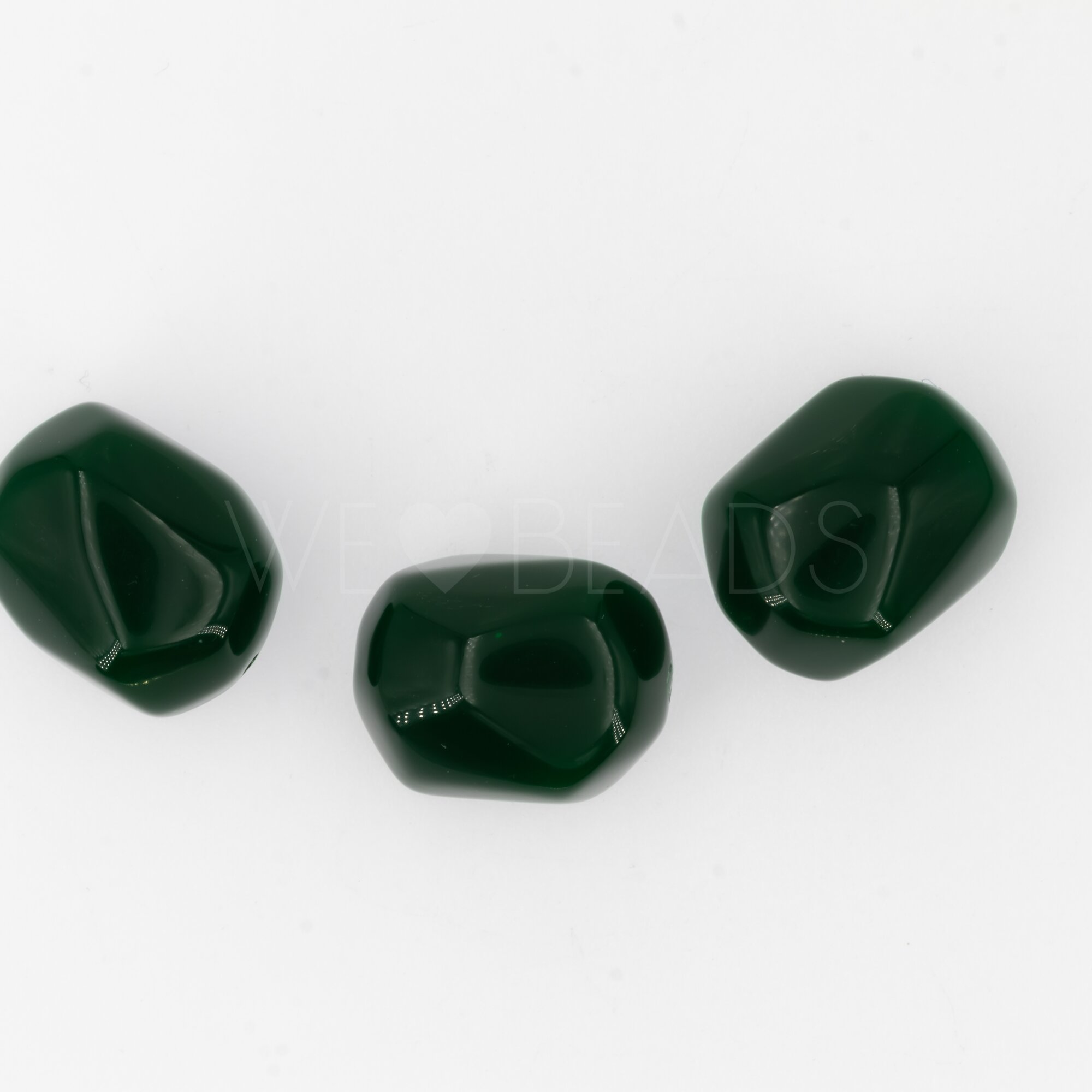 23x18 baroque Beads in emerald green