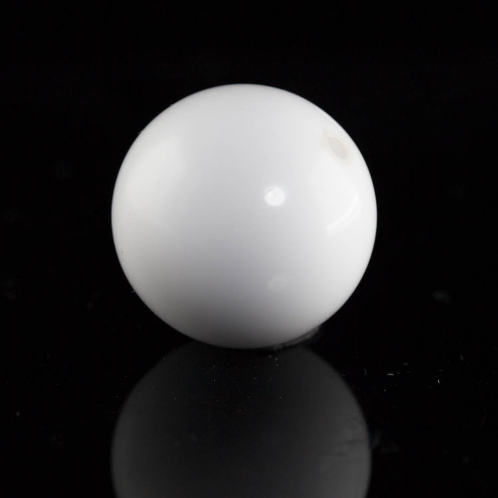 8mm Roundbead in white Opaque