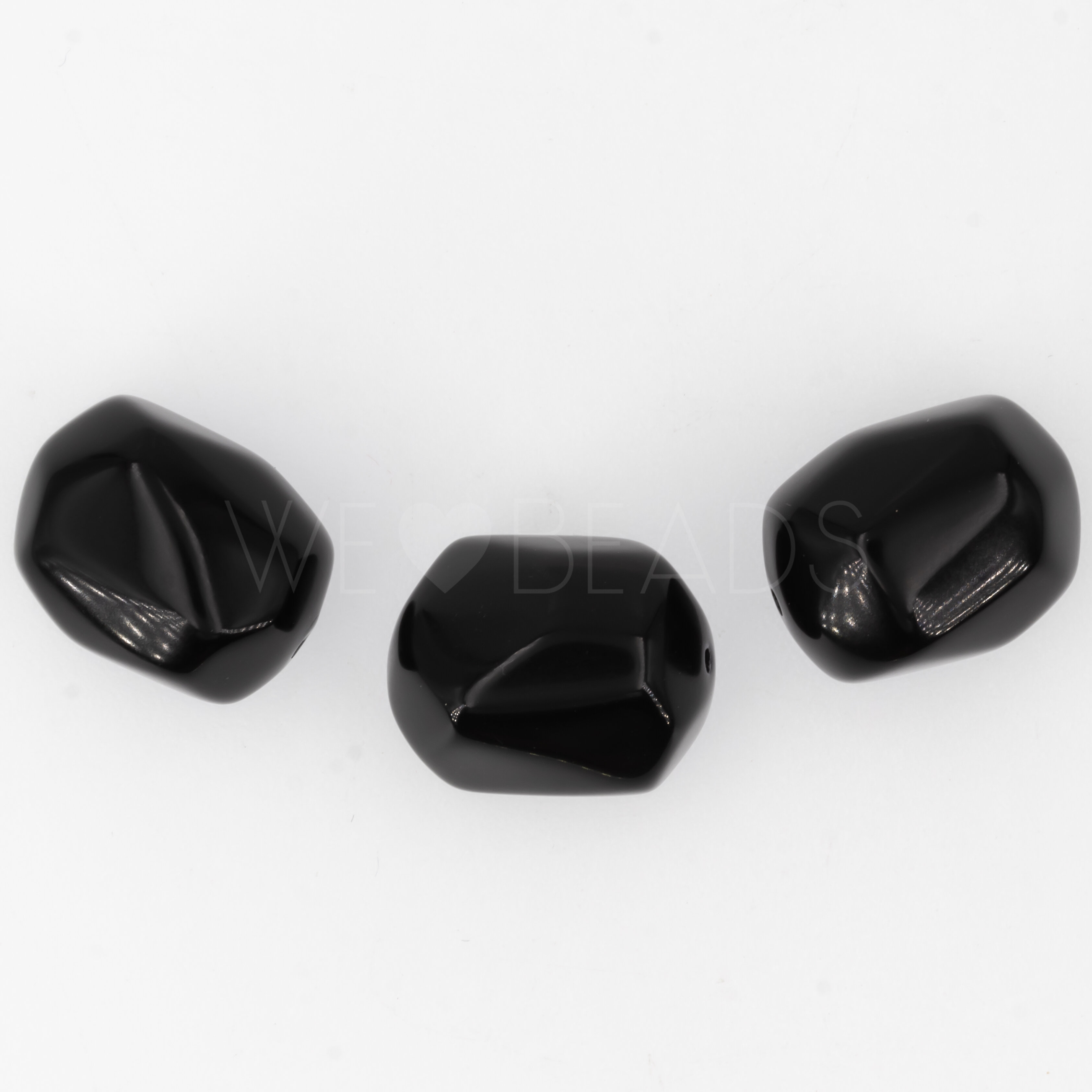 23x18 baroque Beads in black
