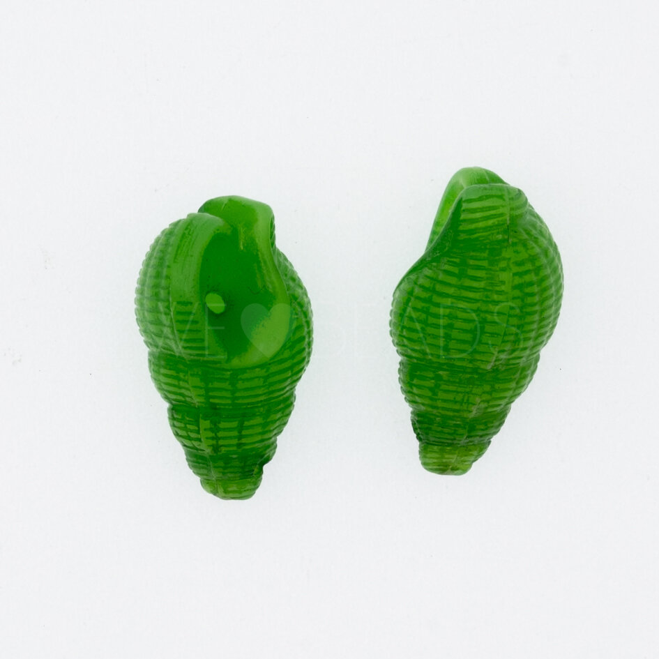 20x13 Shell Beads in green