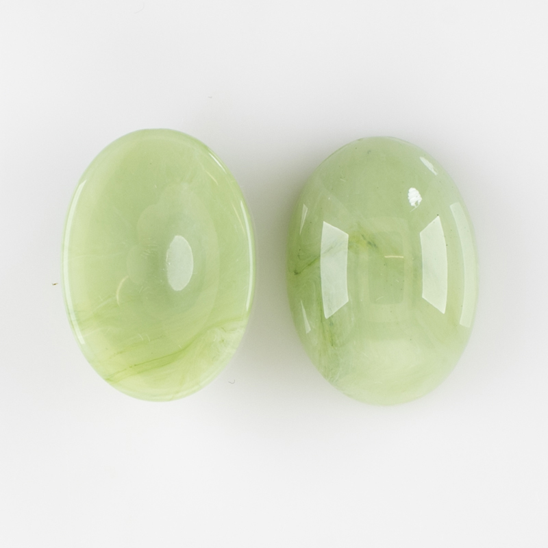 10x8 Oval Cabochon  - jade Marbled,