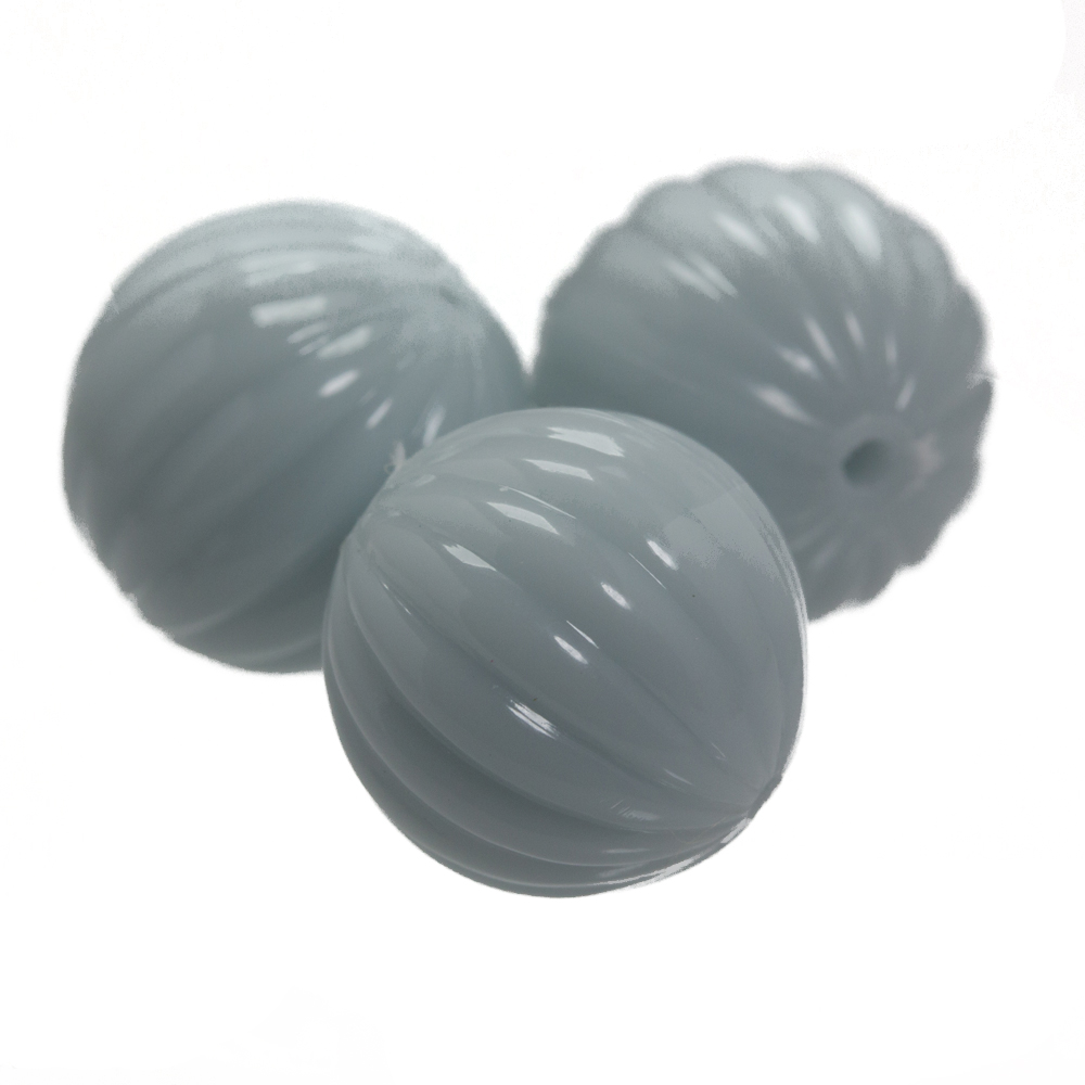 8mm gerillte Rund Perle in graublau