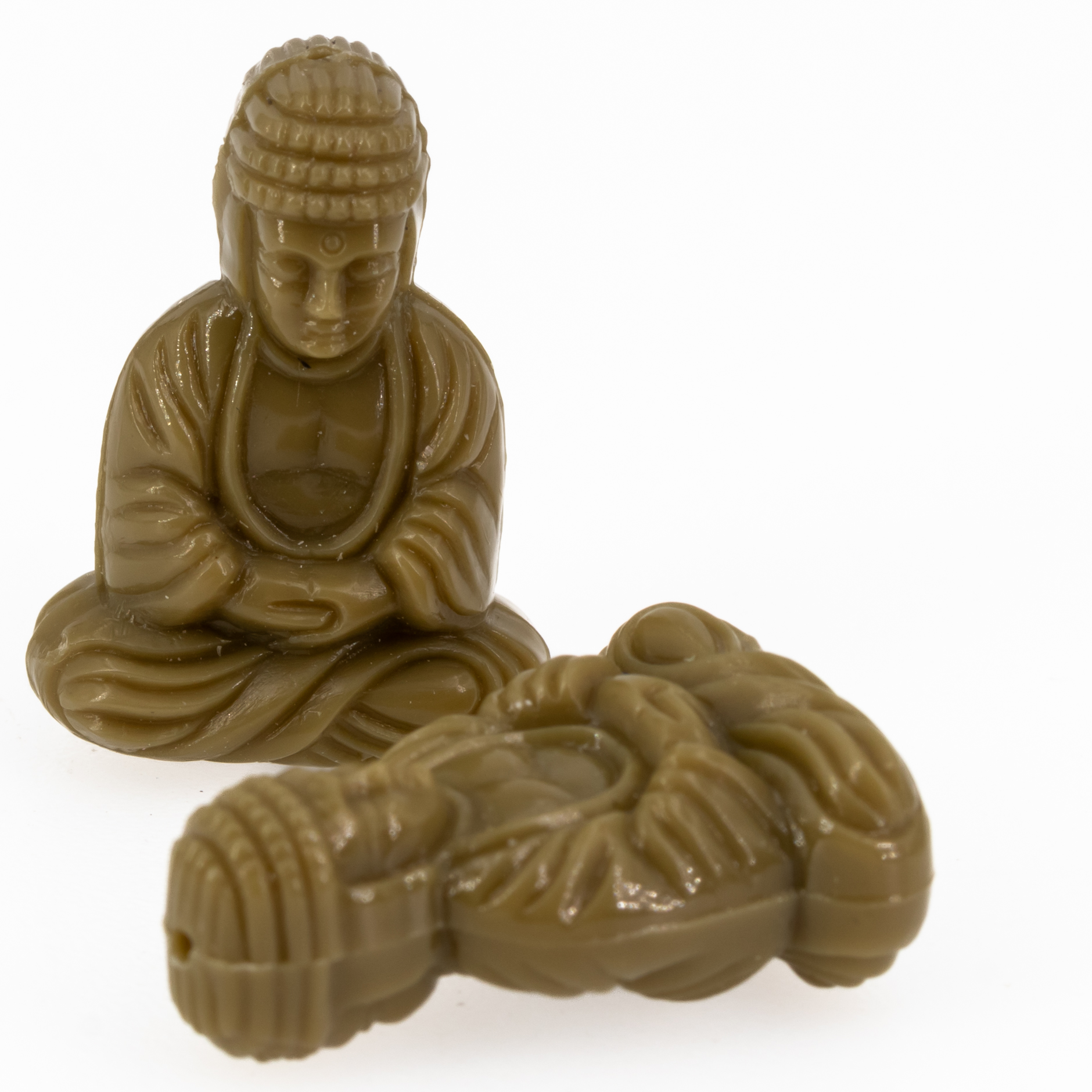 25x18 Buddha-Perle sitzend in schilfgrün Satt