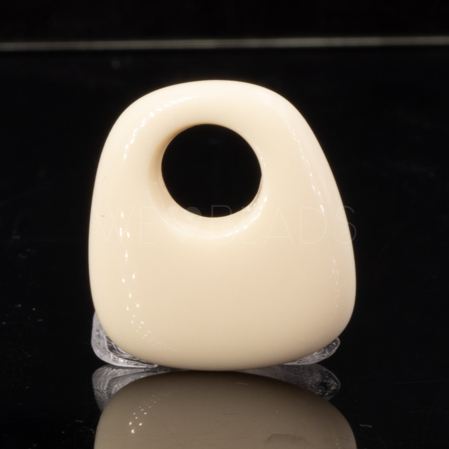 23x21 Trapezium Charm in ivory