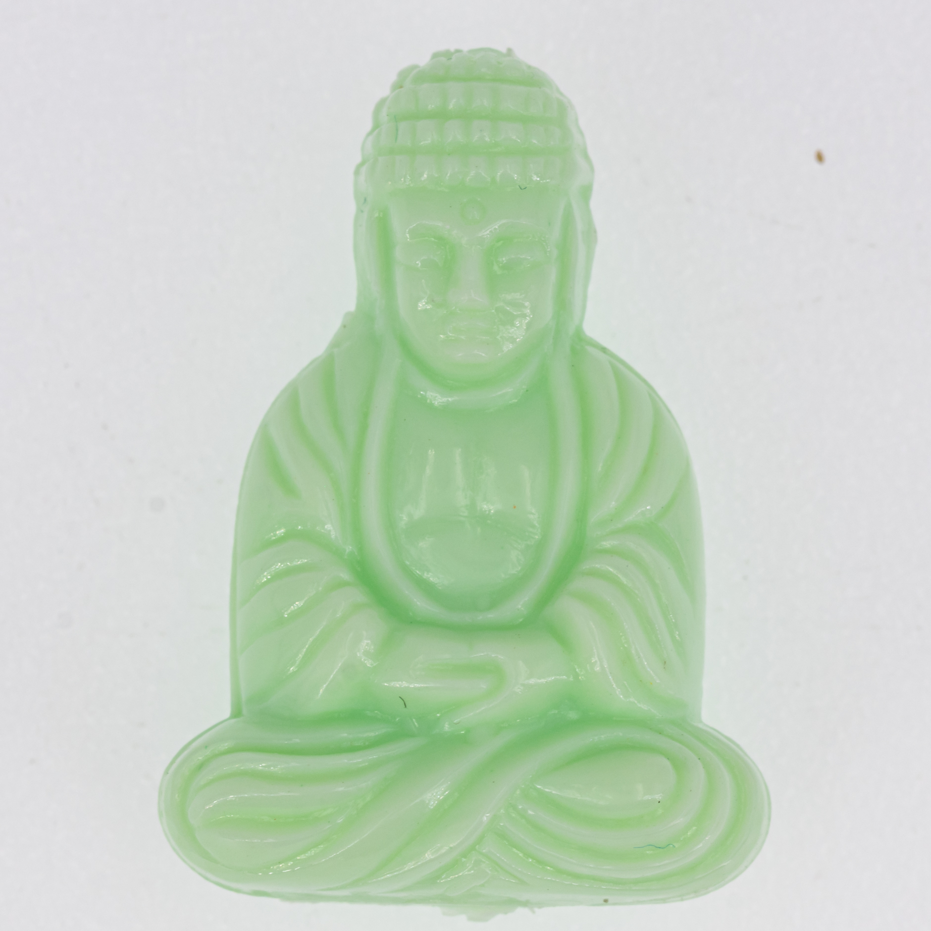 25x18 Buddha-Perle sitzend in mintgrün Satt