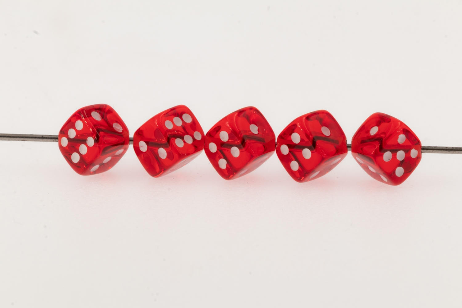 8mm Dice bead - red translucent / white Translucent, in