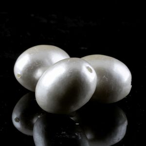 28x22 Paper mache perle oval in perlweiß metallic 